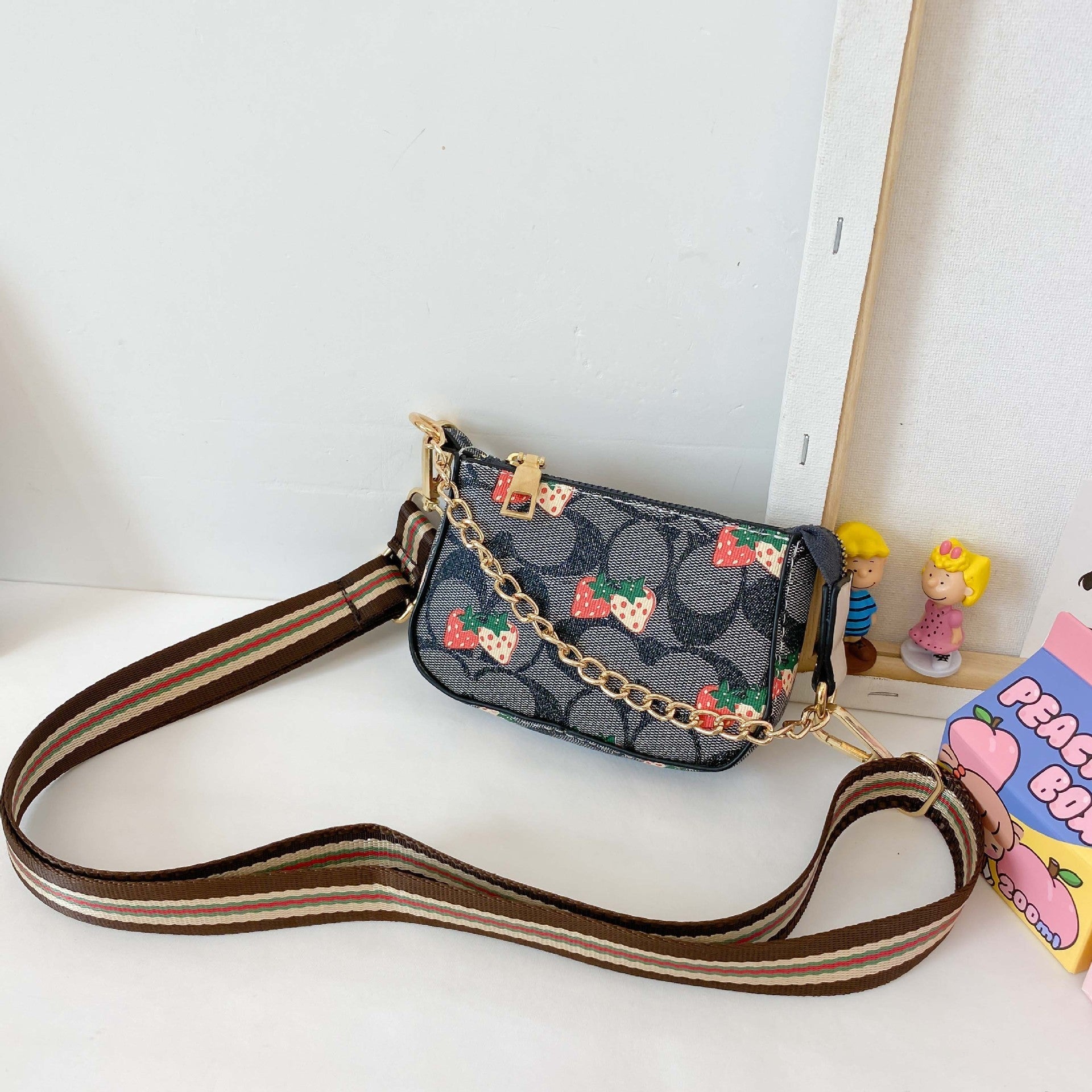 Wholesale Children's PU Messenger Shoulder Bag JWE-SD-JiaQ017