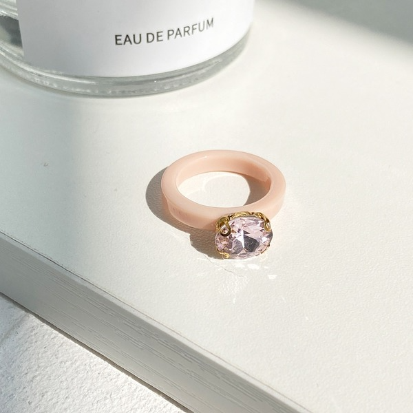 Wholesale color resin micro-inlaid Rhinestone geometric ring JWE-RS-F370