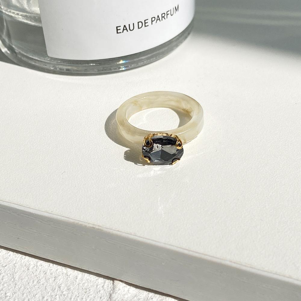 Wholesale color resin micro-inlaid Rhinestone geometric ring JWE-RS-F370
