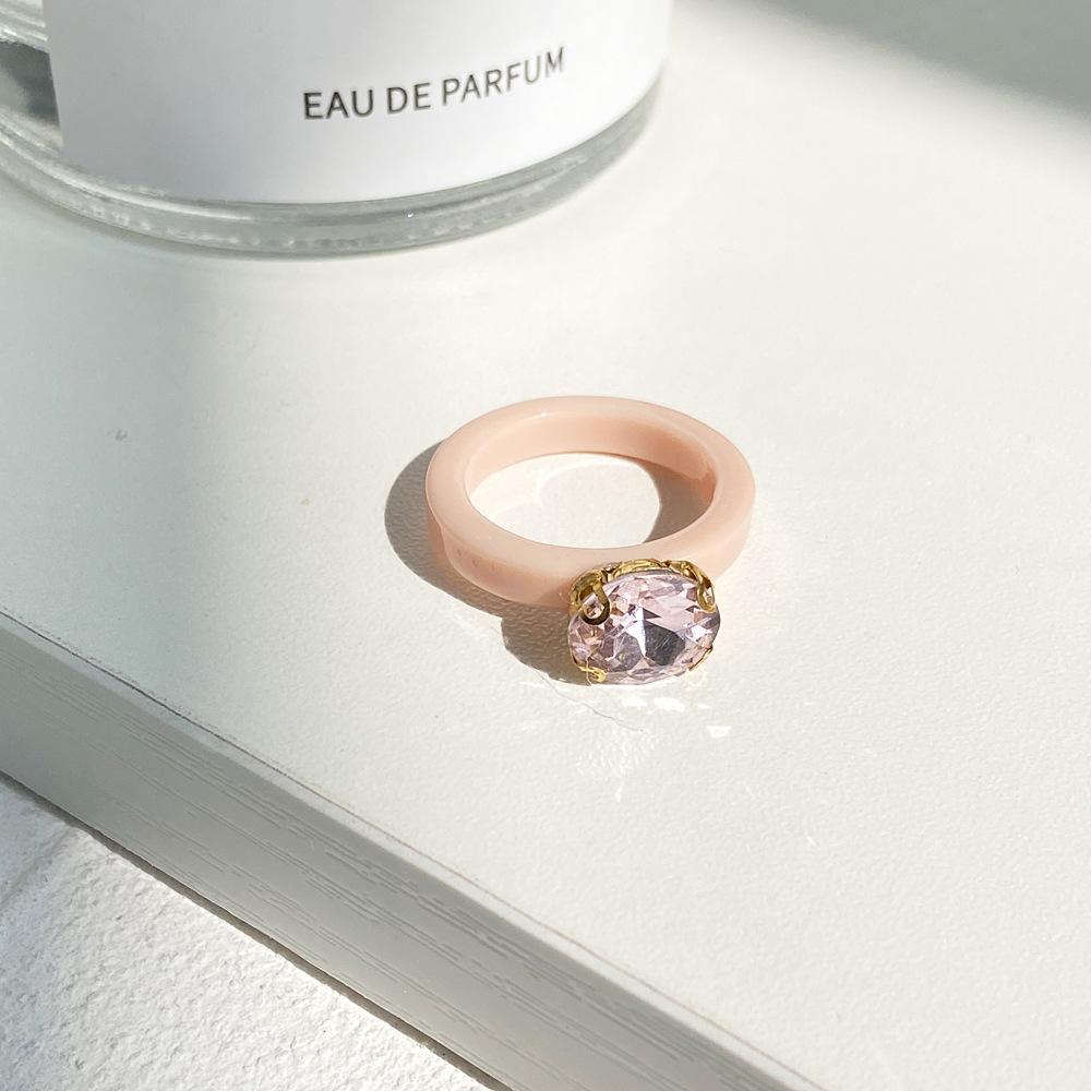Wholesale color resin micro-inlaid Rhinestone geometric ring JWE-RS-F370