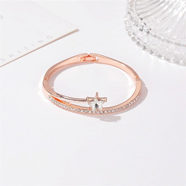 Wholesale gold alloy Pentagram Zircon Bracelet JWE-BT-D504